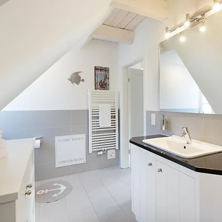 Ankerplatz * 里斯特